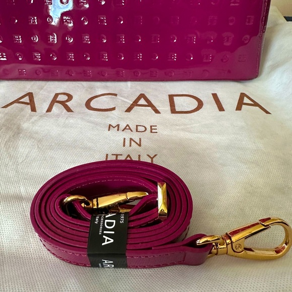 Lidia Large Hobo 
Beautiful rich Magenta - Picture 3 of 6